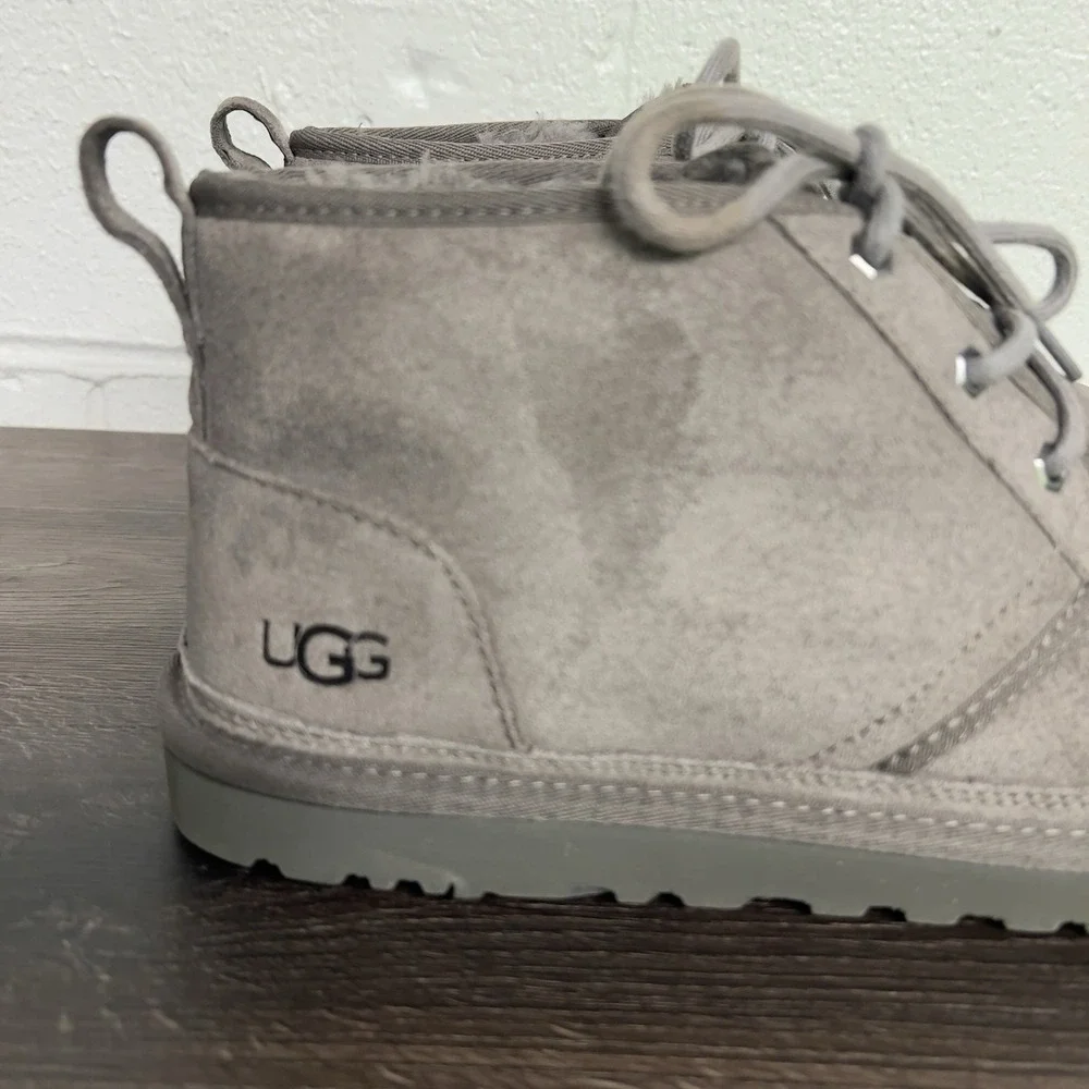 UGG Neumel Gray Suede Chukka Boots Men's Size 11 Sheepskin Lined Casual Shoes